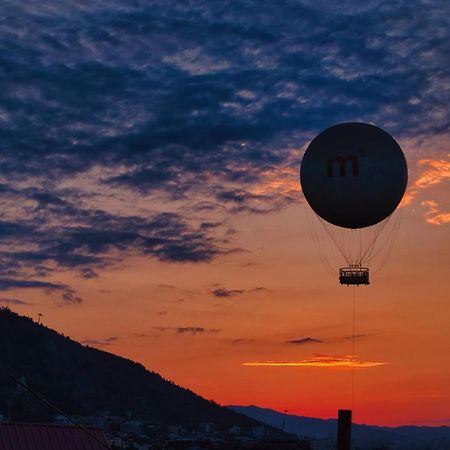 Metekhi View Hotel ティビリシ エクステリア 写真