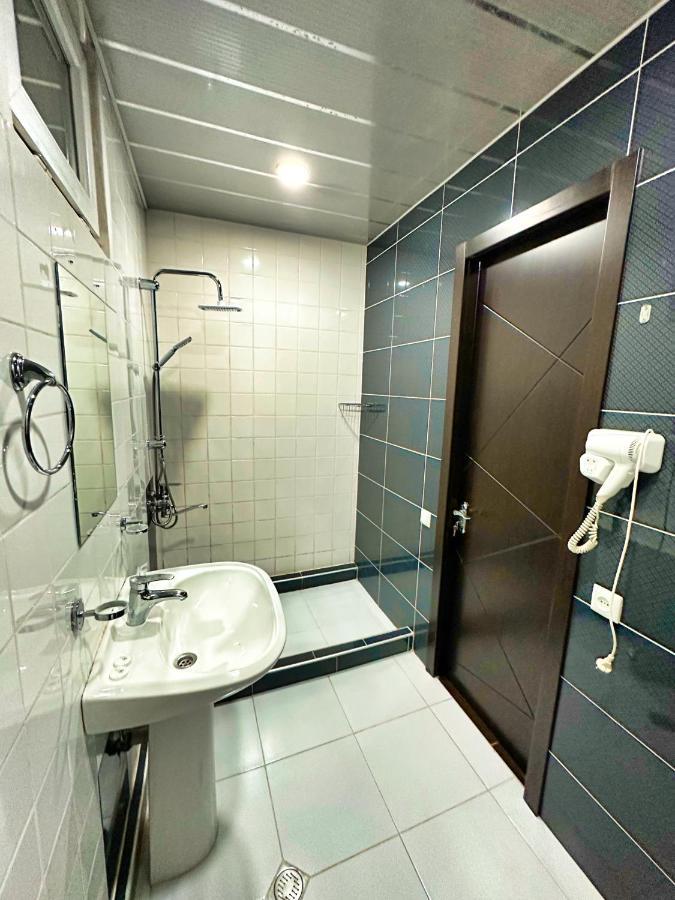 Metekhi View Hotel ティビリシ エクステリア 写真