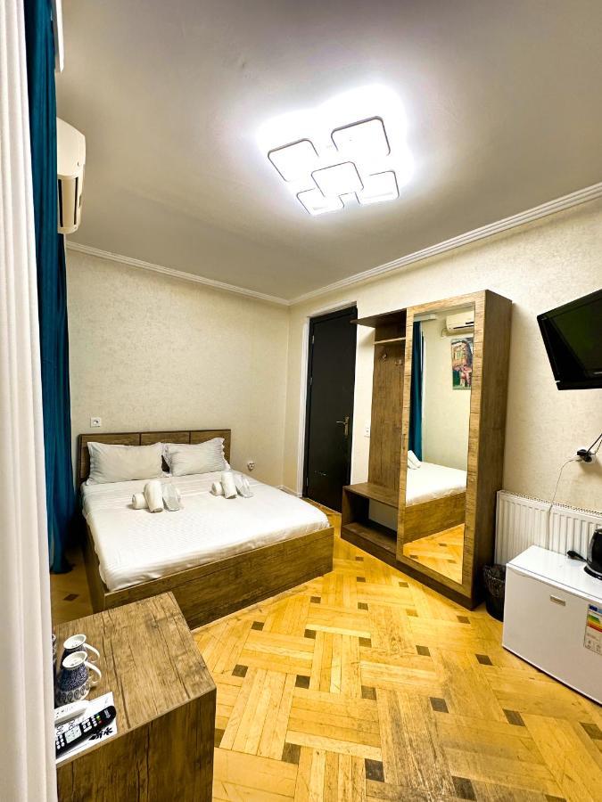 Metekhi View Hotel ティビリシ エクステリア 写真